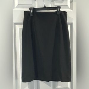 White House Black Market black pencil skirt with back slit Size 4